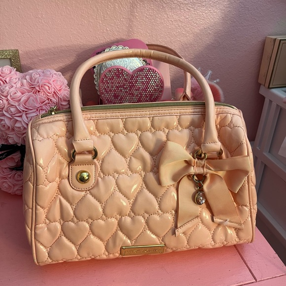 Betsey Johnson Bags Betsey Johnson Quilted Heart Purse Poshmark